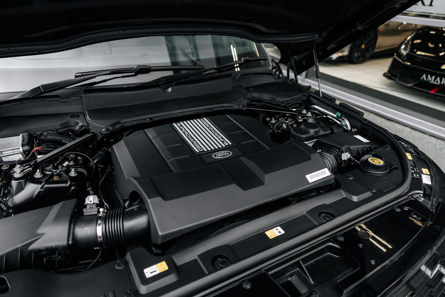 Land Rover Range Rover SVAutobiography Range Rover SV Autobiography Dynamic Black Auto