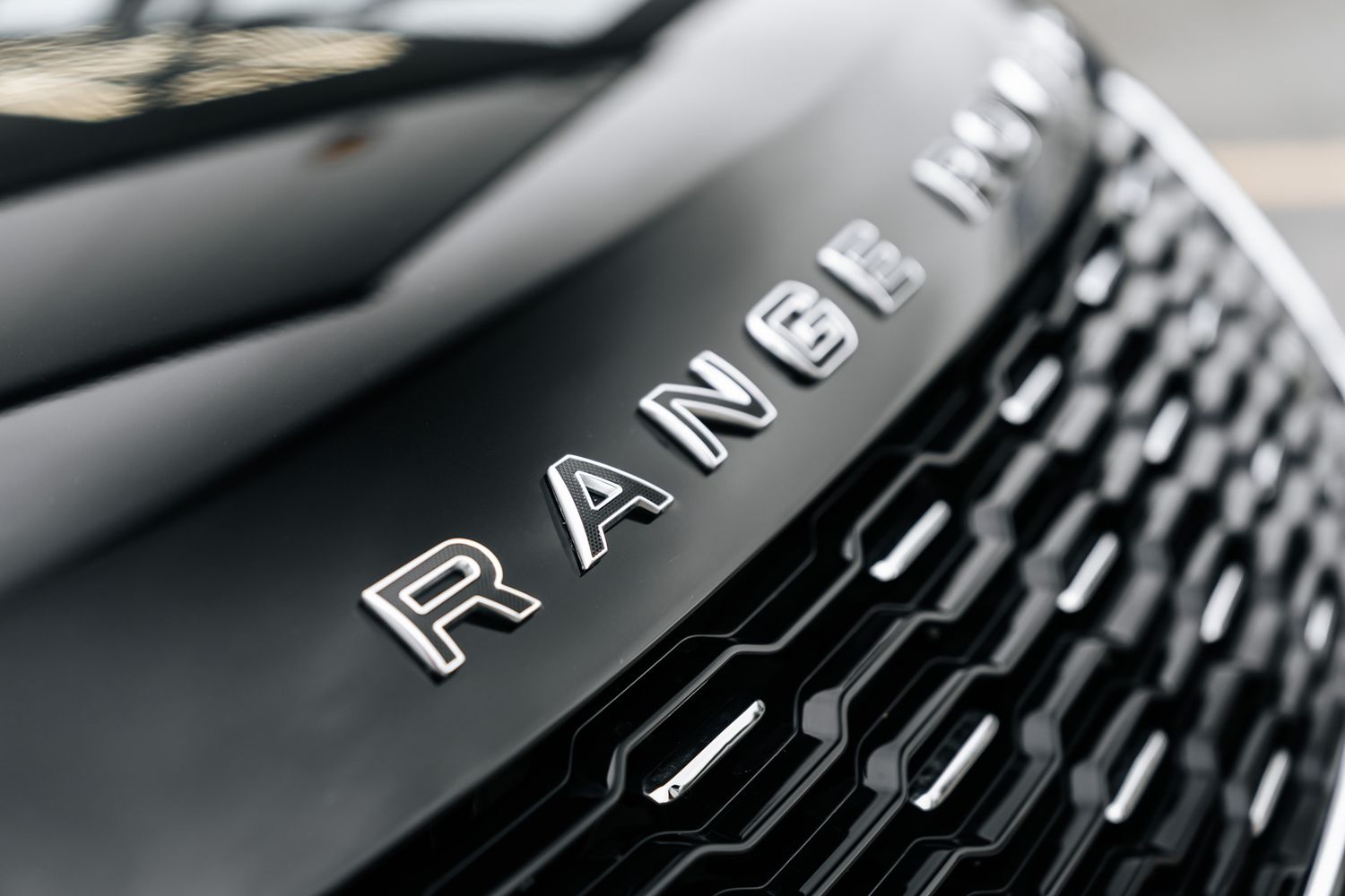 Land Rover Range Rover SVAutobiography Range Rover SV Autobiography Dynamic Black Auto