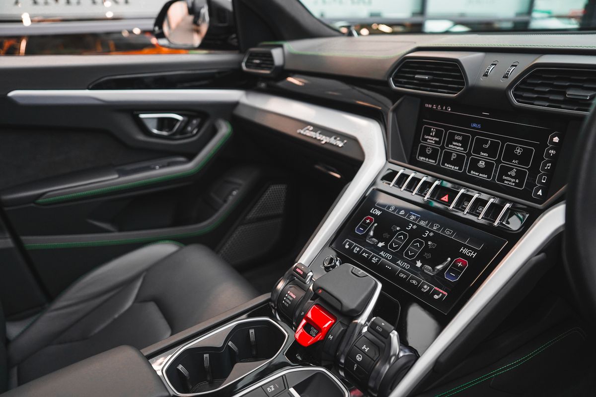 Lamborghini Urus URUS V8 AUTO