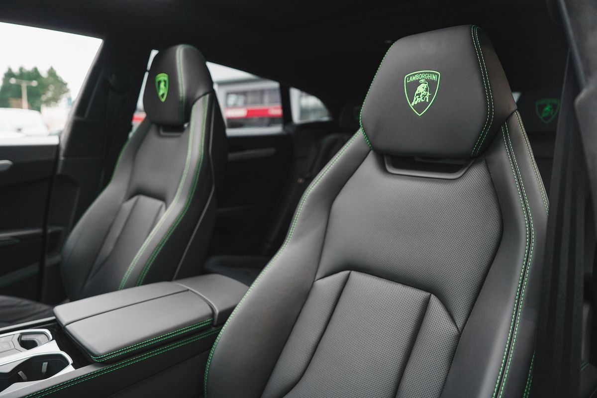 Lamborghini Urus URUS V8 AUTO