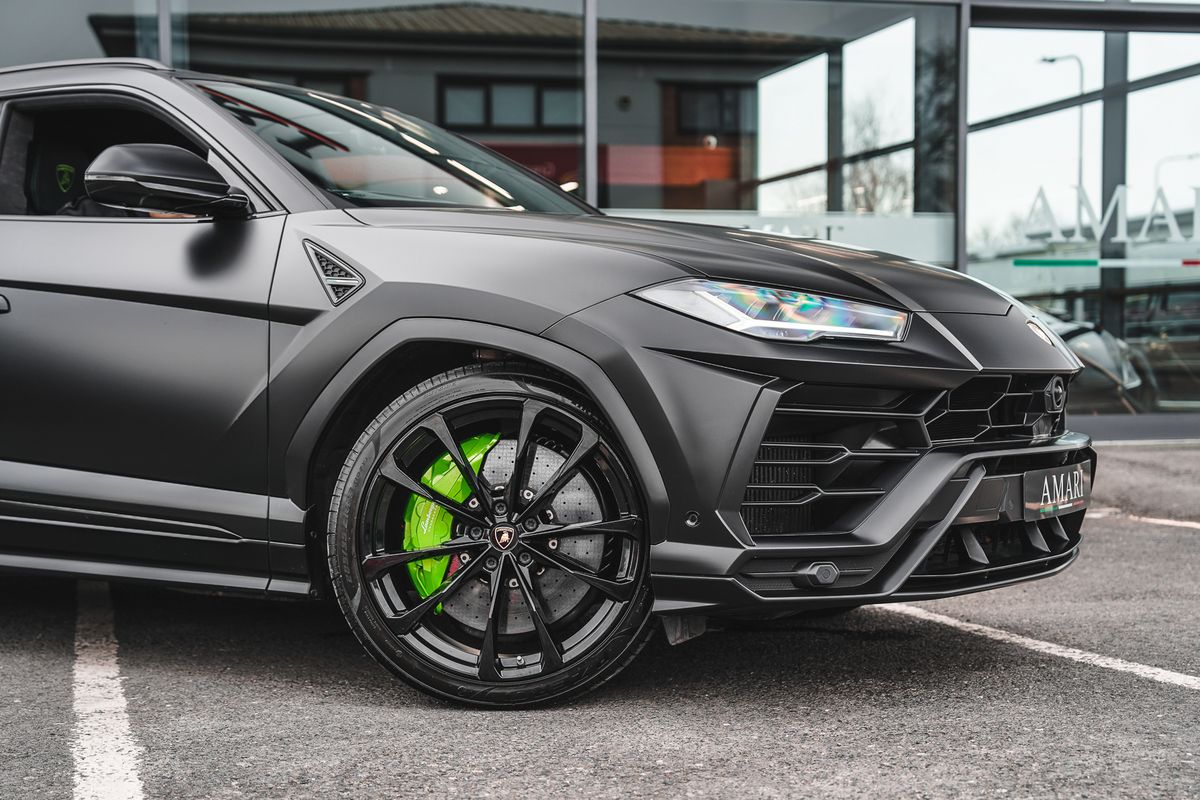 Lamborghini Urus URUS V8 AUTO
