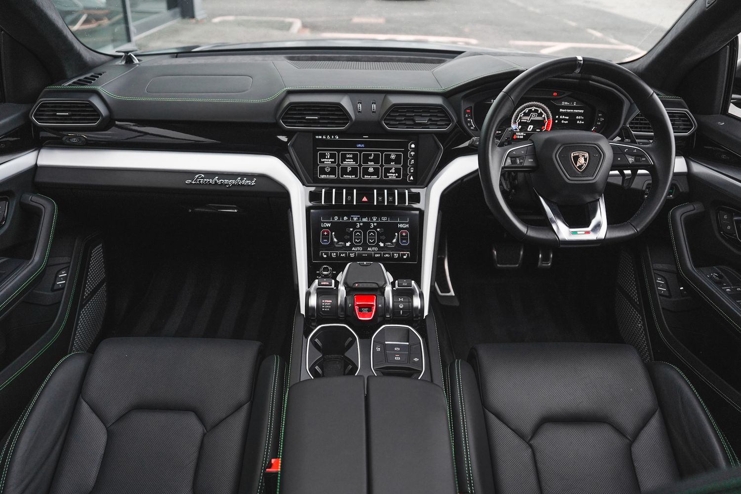 Lamborghini Urus URUS V8 AUTO