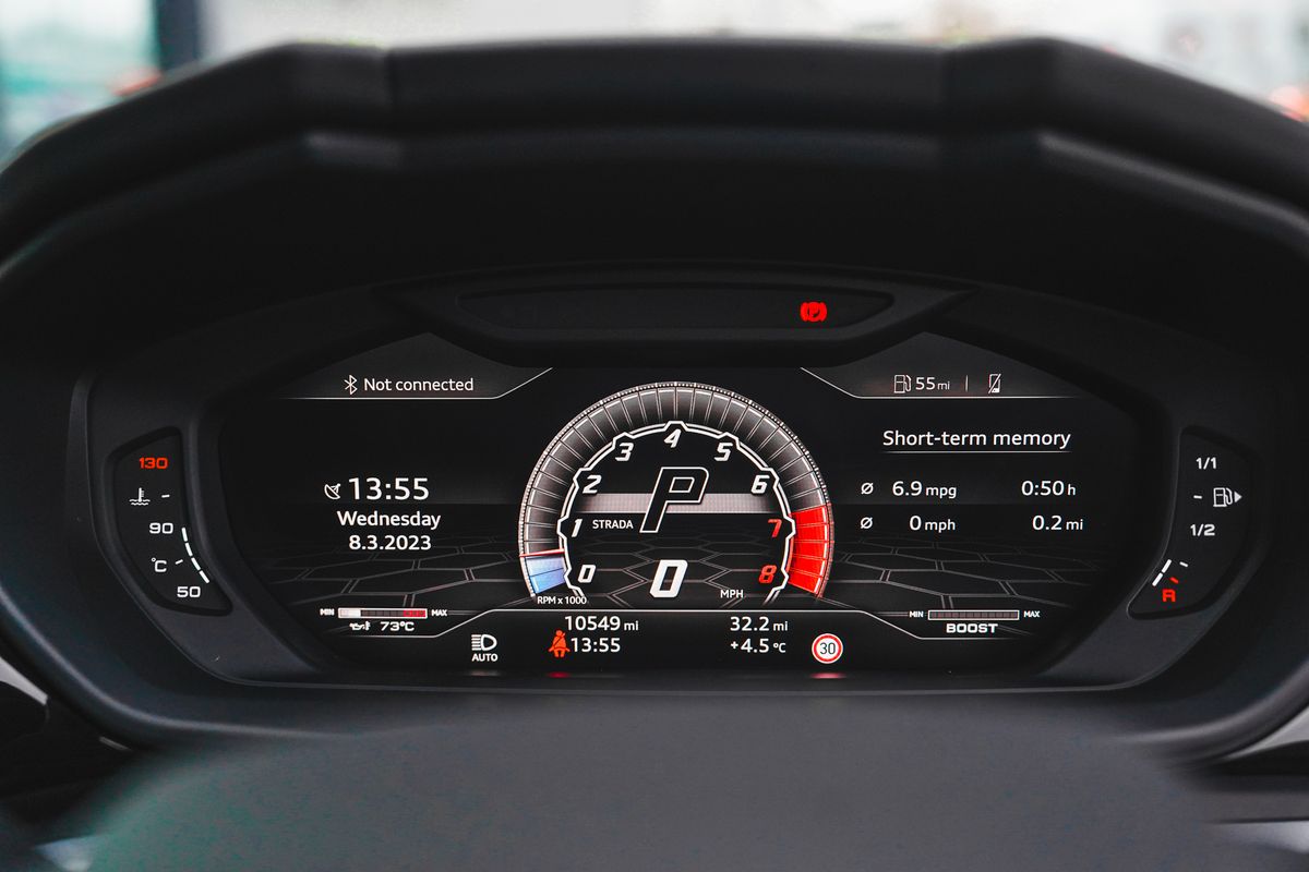 Lamborghini Urus URUS V8 AUTO