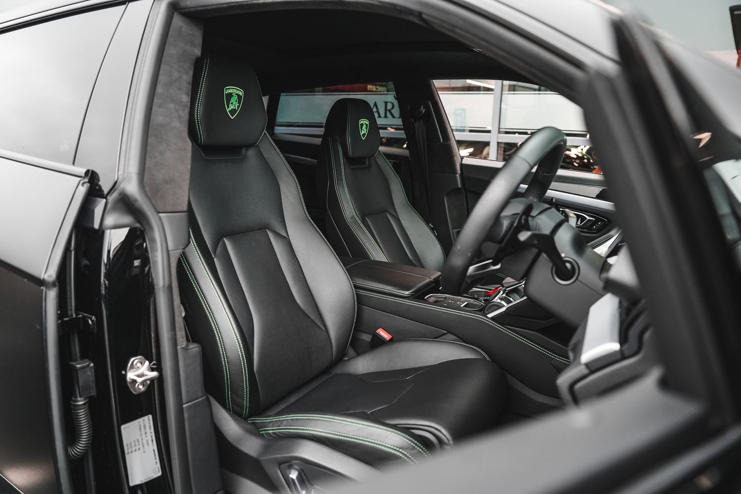 Lamborghini Urus URUS V8 AUTO
