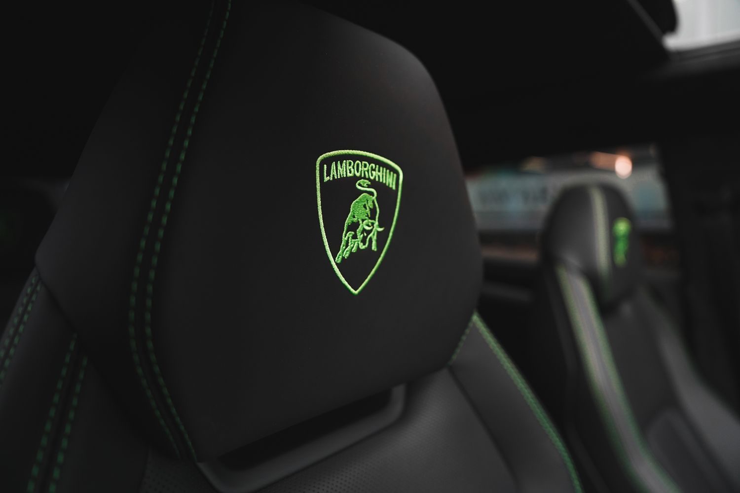Lamborghini Urus URUS V8 AUTO