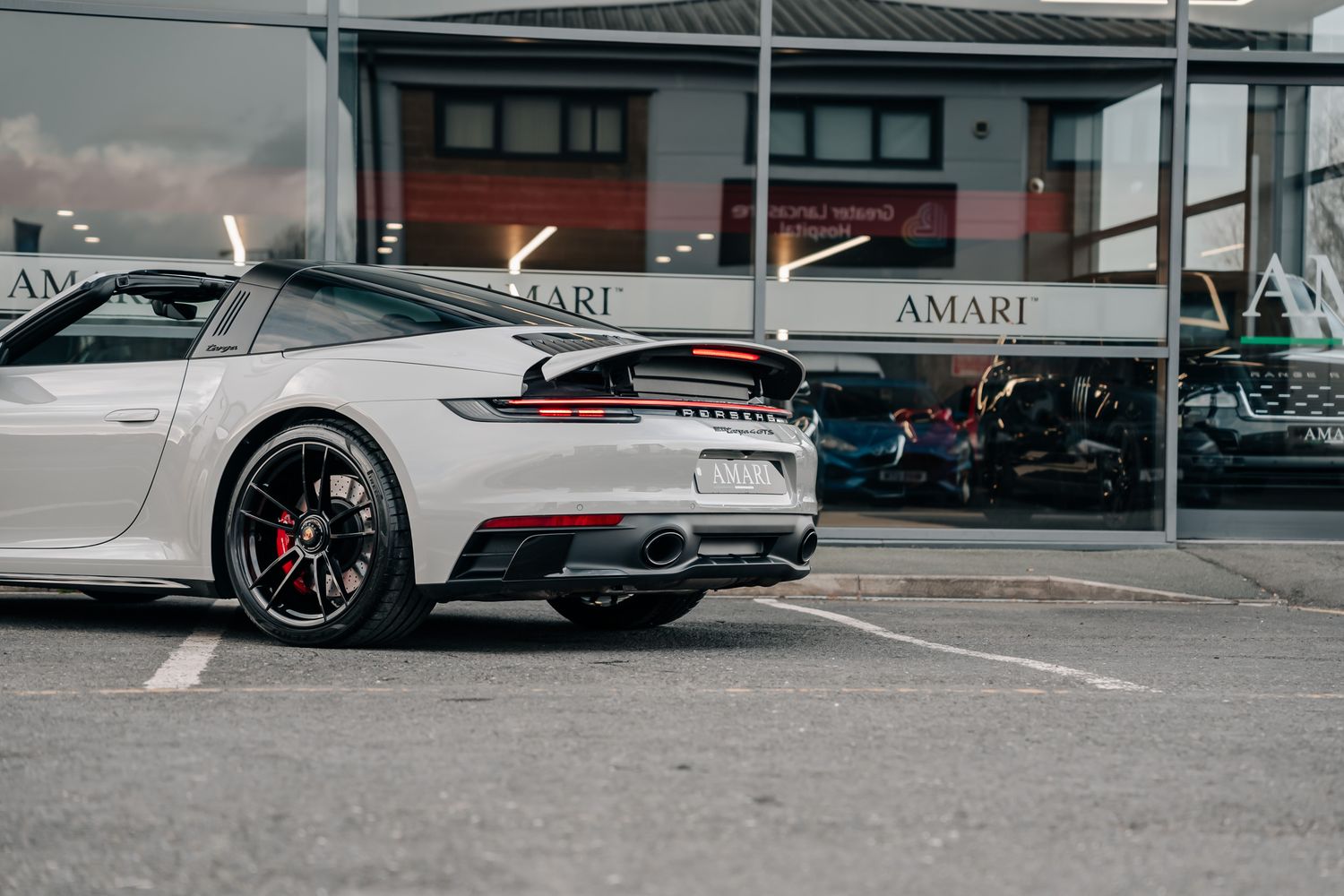 Porsche 911 992 Targa 4 GTS Manual