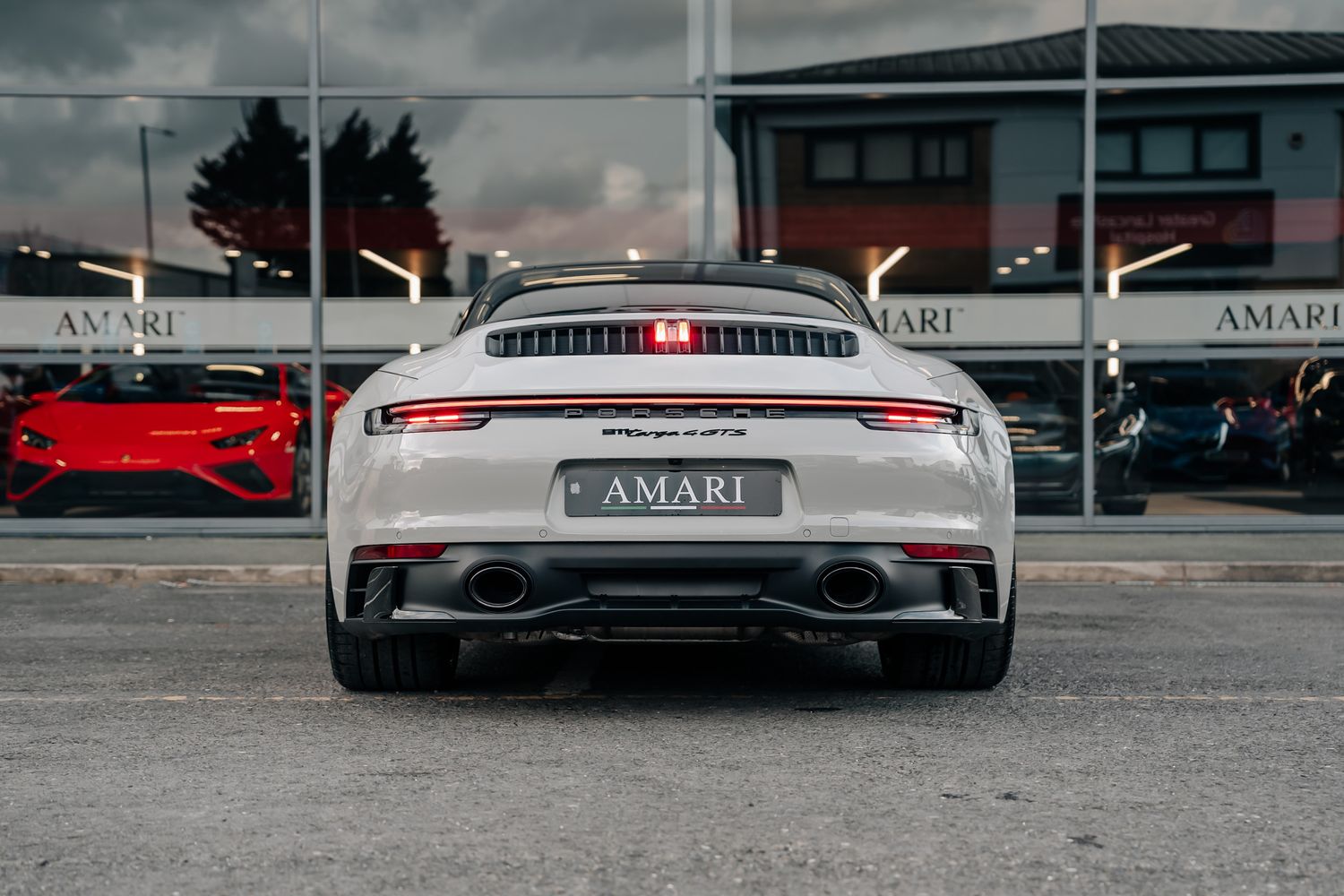 Porsche 911 992 Targa 4 GTS Manual