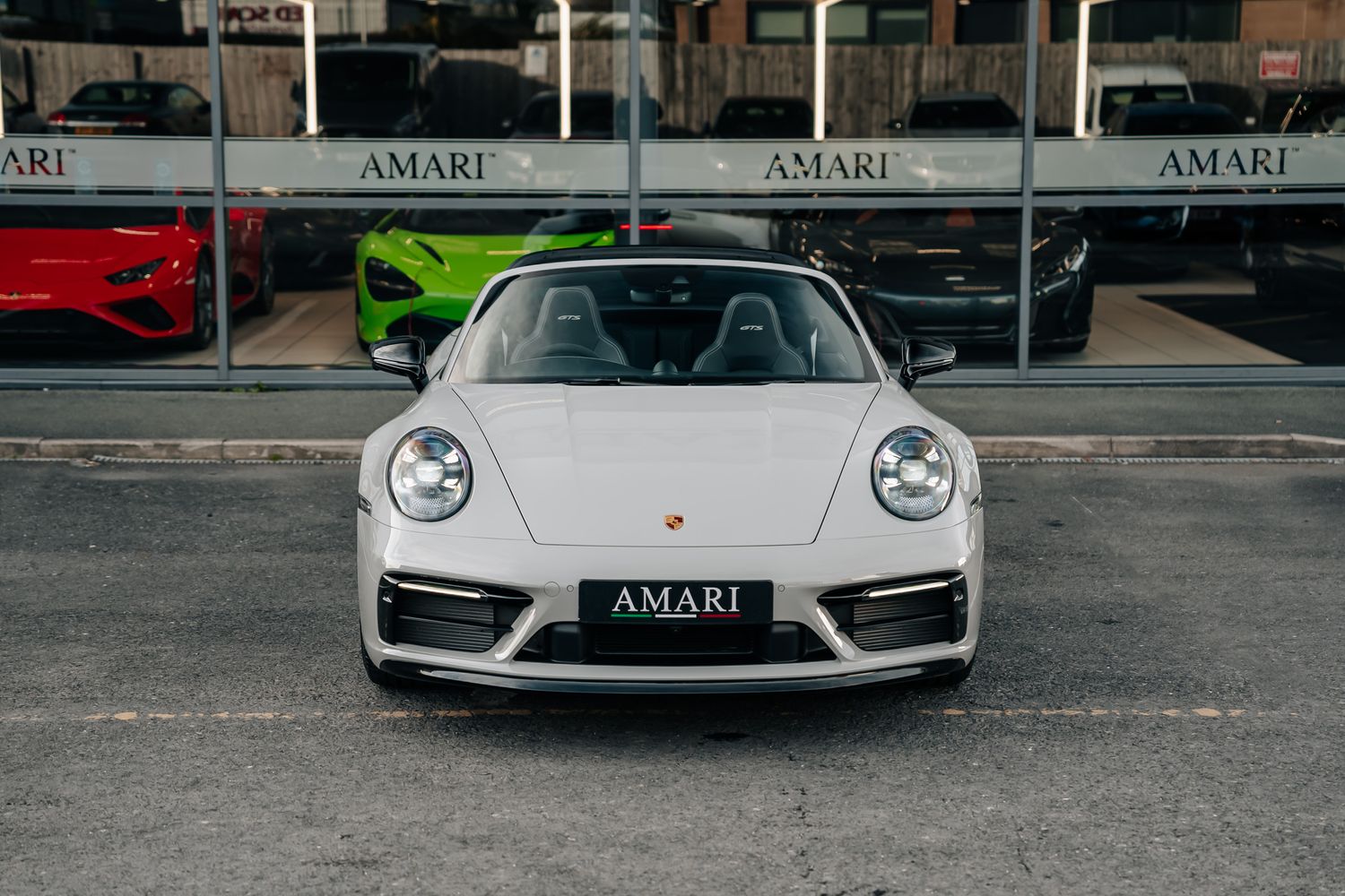 Porsche 911 992 Targa 4 GTS Manual
