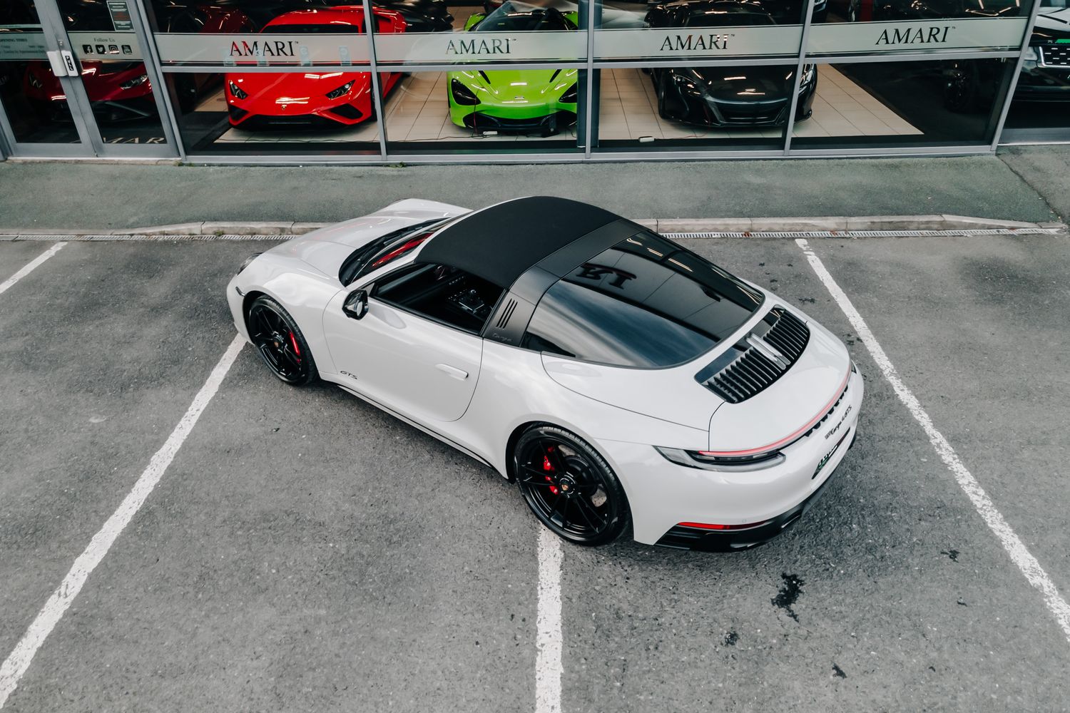 Porsche 911 992 Targa 4 GTS Manual