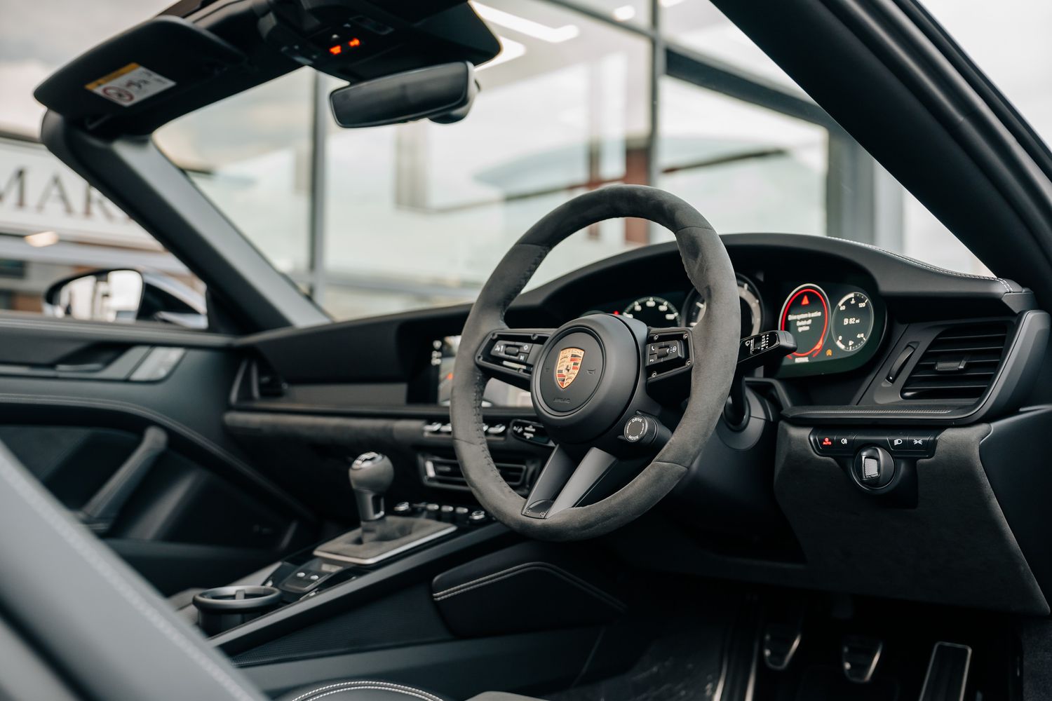 Porsche 911 992 Targa 4 GTS Manual