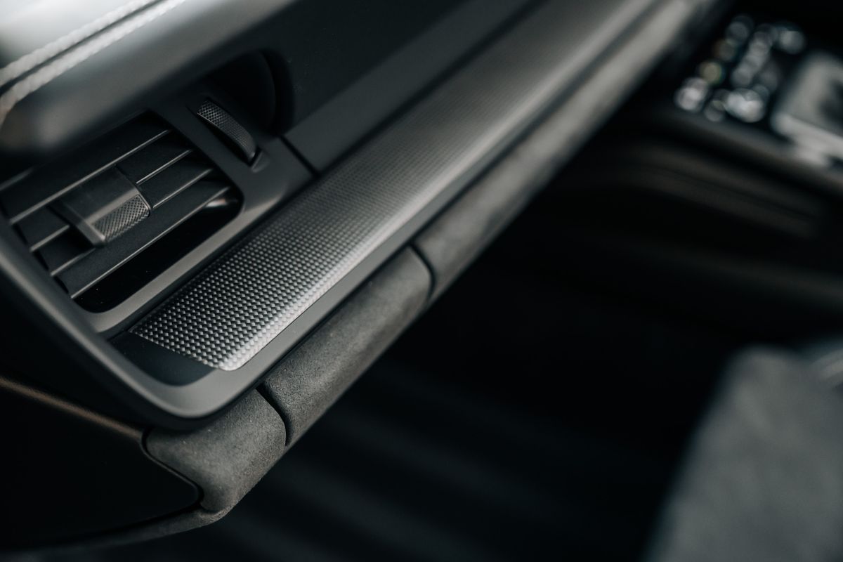 Porsche 911 992 Targa 4 GTS Manual