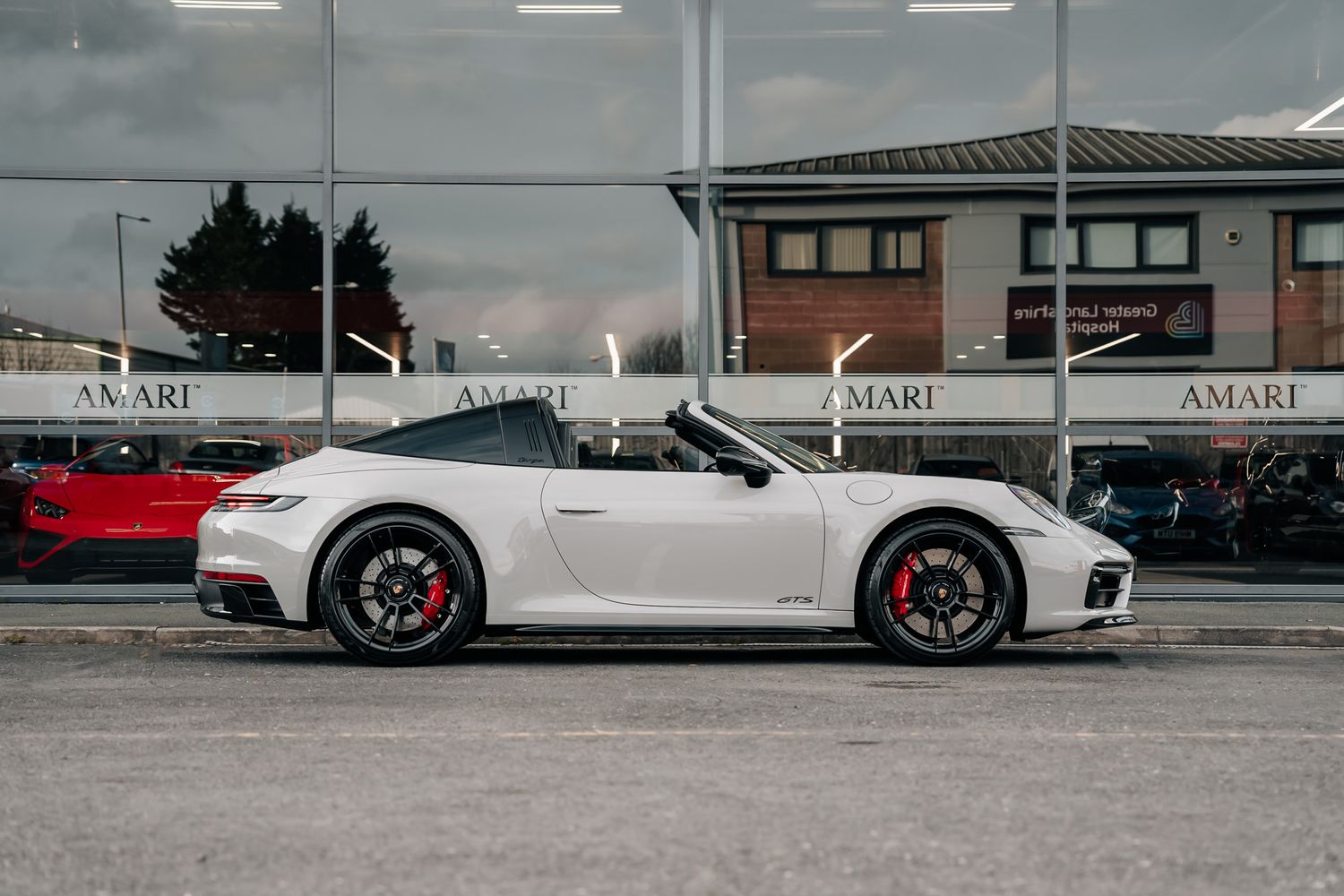 Porsche 911 992 Targa 4 GTS Manual