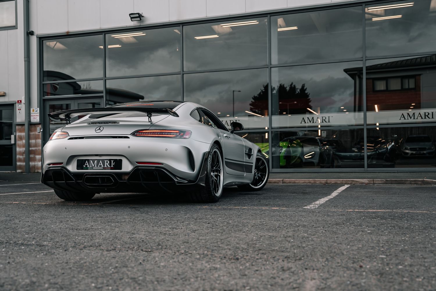 Mercedes-Benz AMG GT R PRO