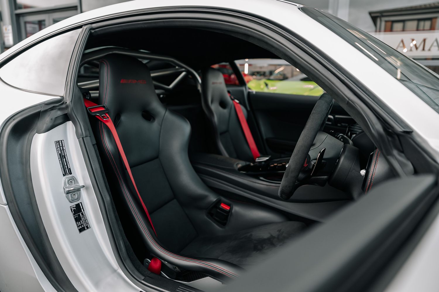Mercedes-Benz AMG GT R PRO