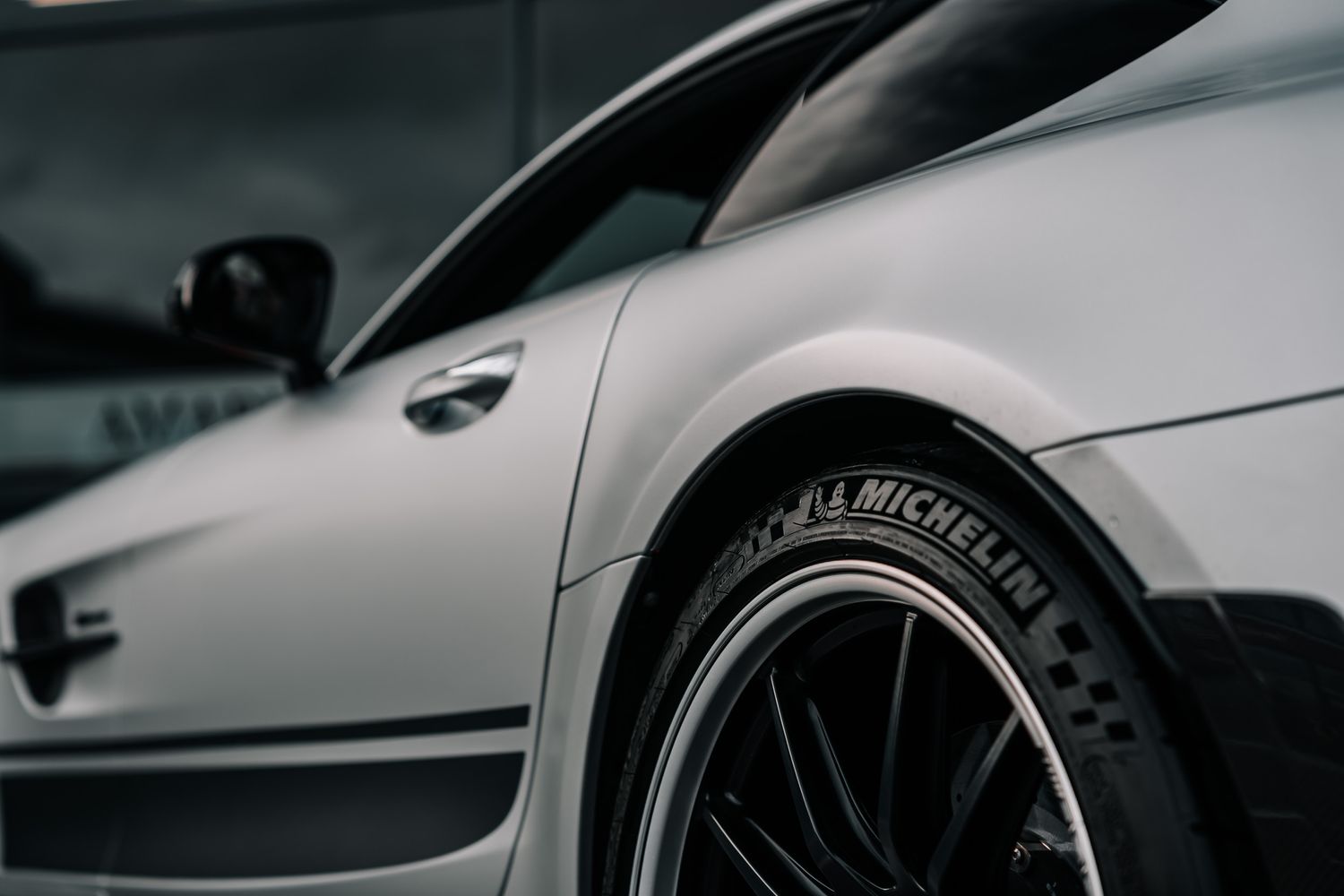 Mercedes-Benz AMG GT R PRO