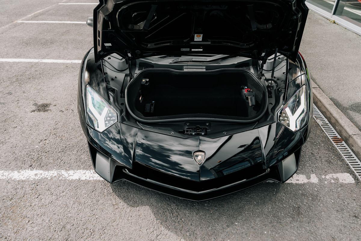 Lamborghini Aventador SV Roadster LP 750-4