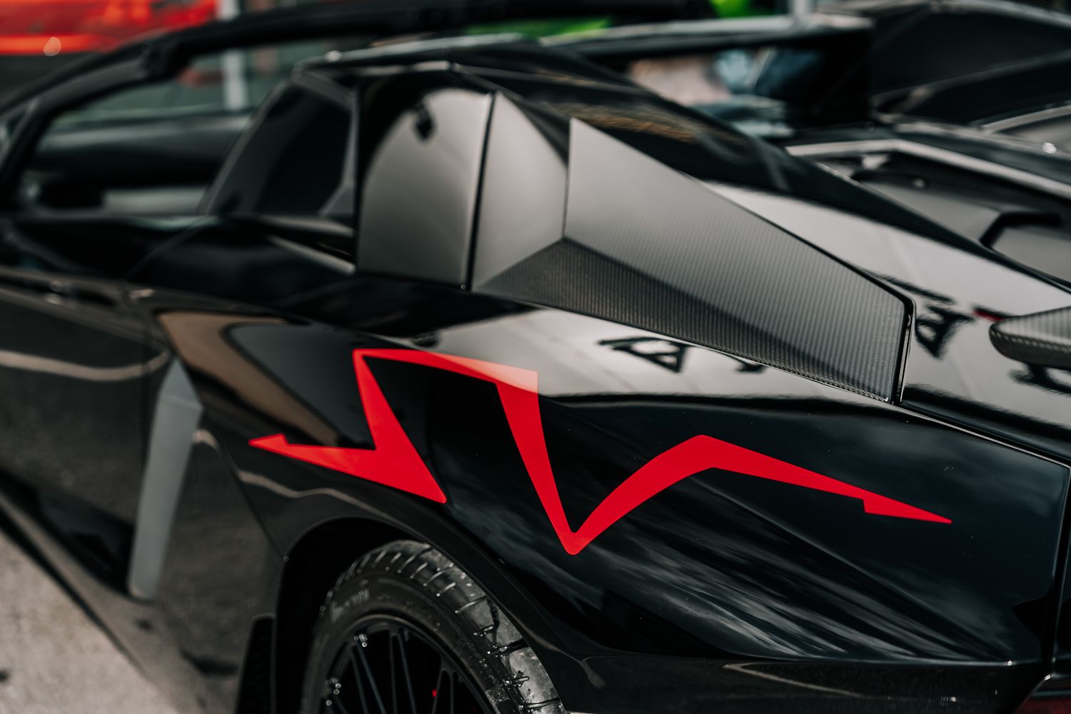 Lamborghini Aventador SV Roadster LP 750-4