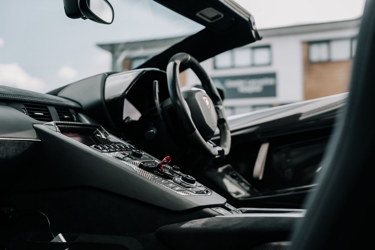 Lamborghini Aventador SV Roadster LP 750-4