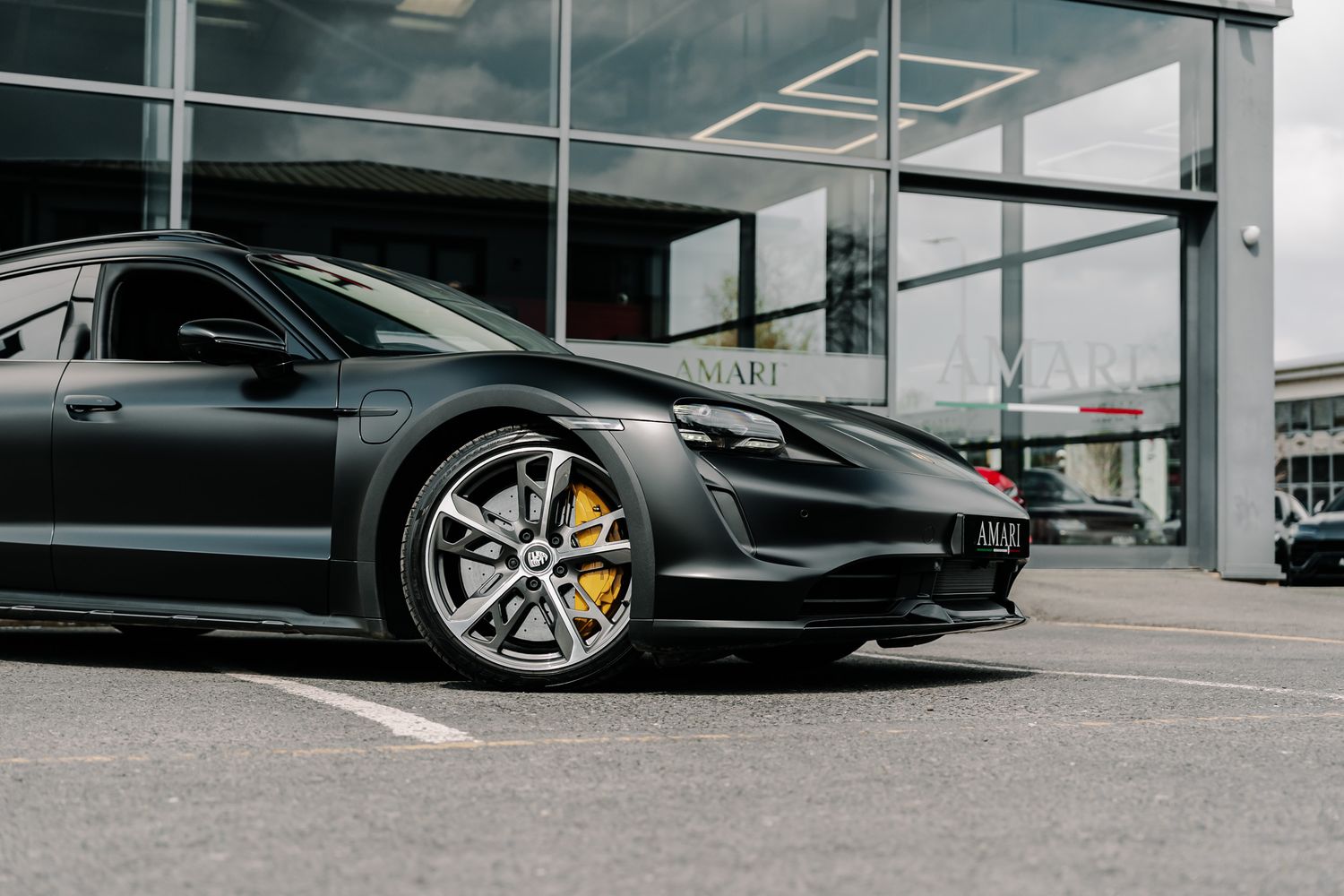 Porsche Taycan Turbo S Cross Turismo Performance Plus 93.4kWh