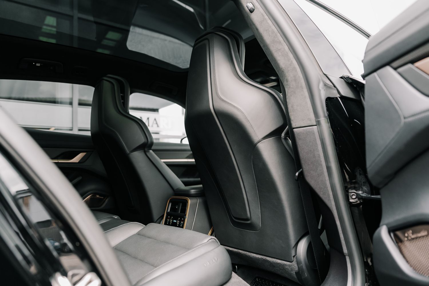 Porsche Taycan Turbo S Cross Turismo Performance Plus 93.4kWh