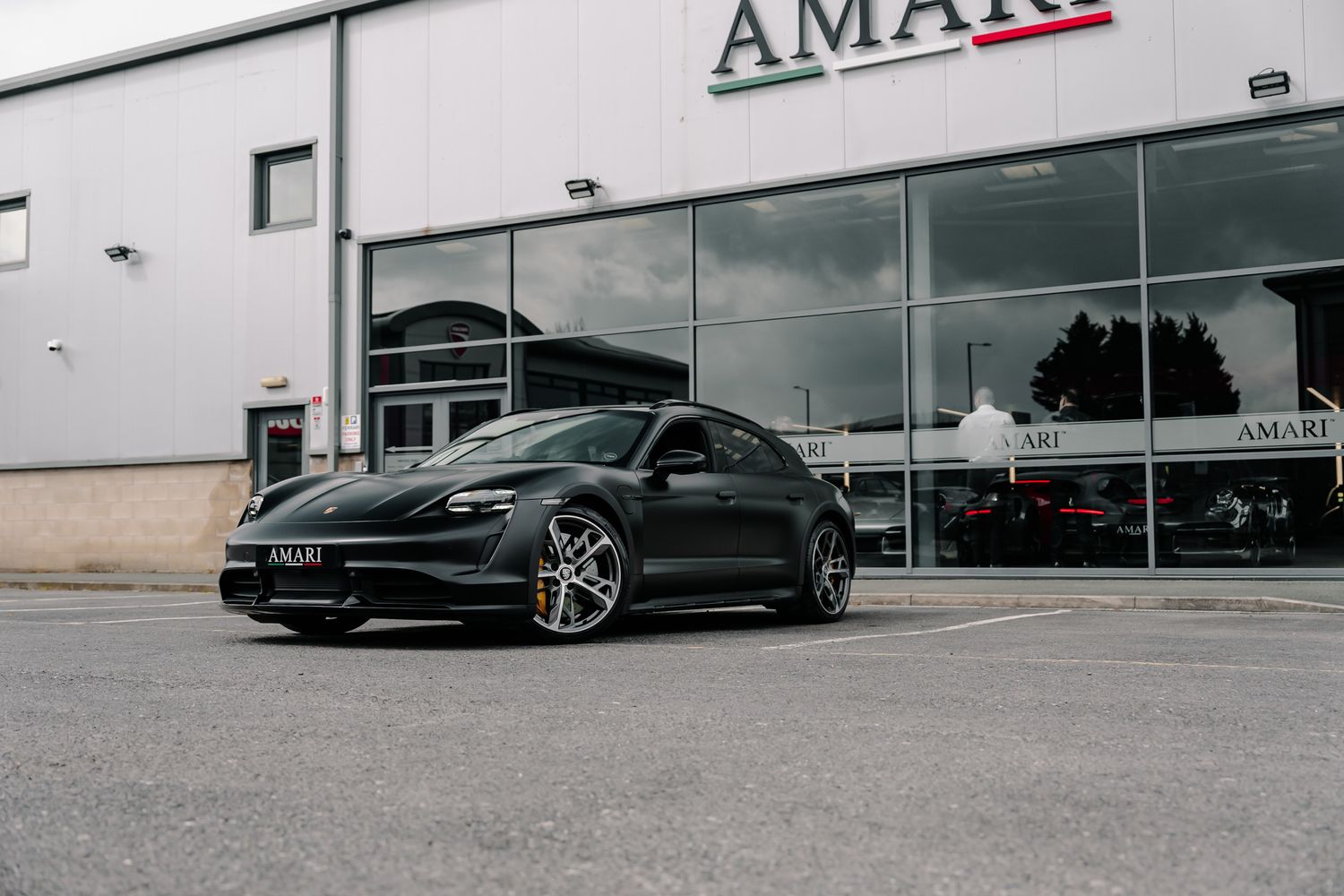 Porsche Taycan Turbo S Cross Turismo Performance Plus 93.4kWh