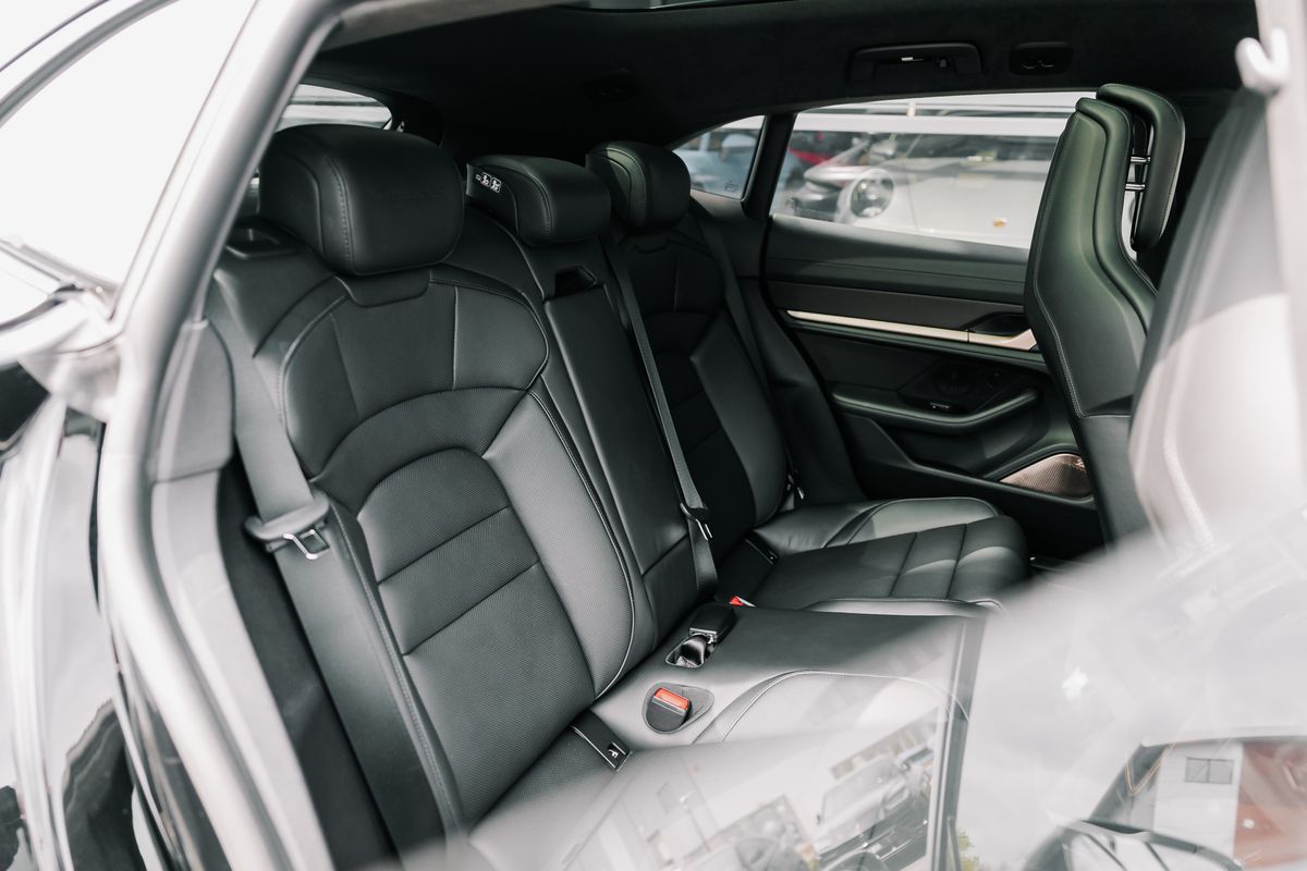 Porsche Taycan Turbo S Cross Turismo Performance Plus 93.4kWh