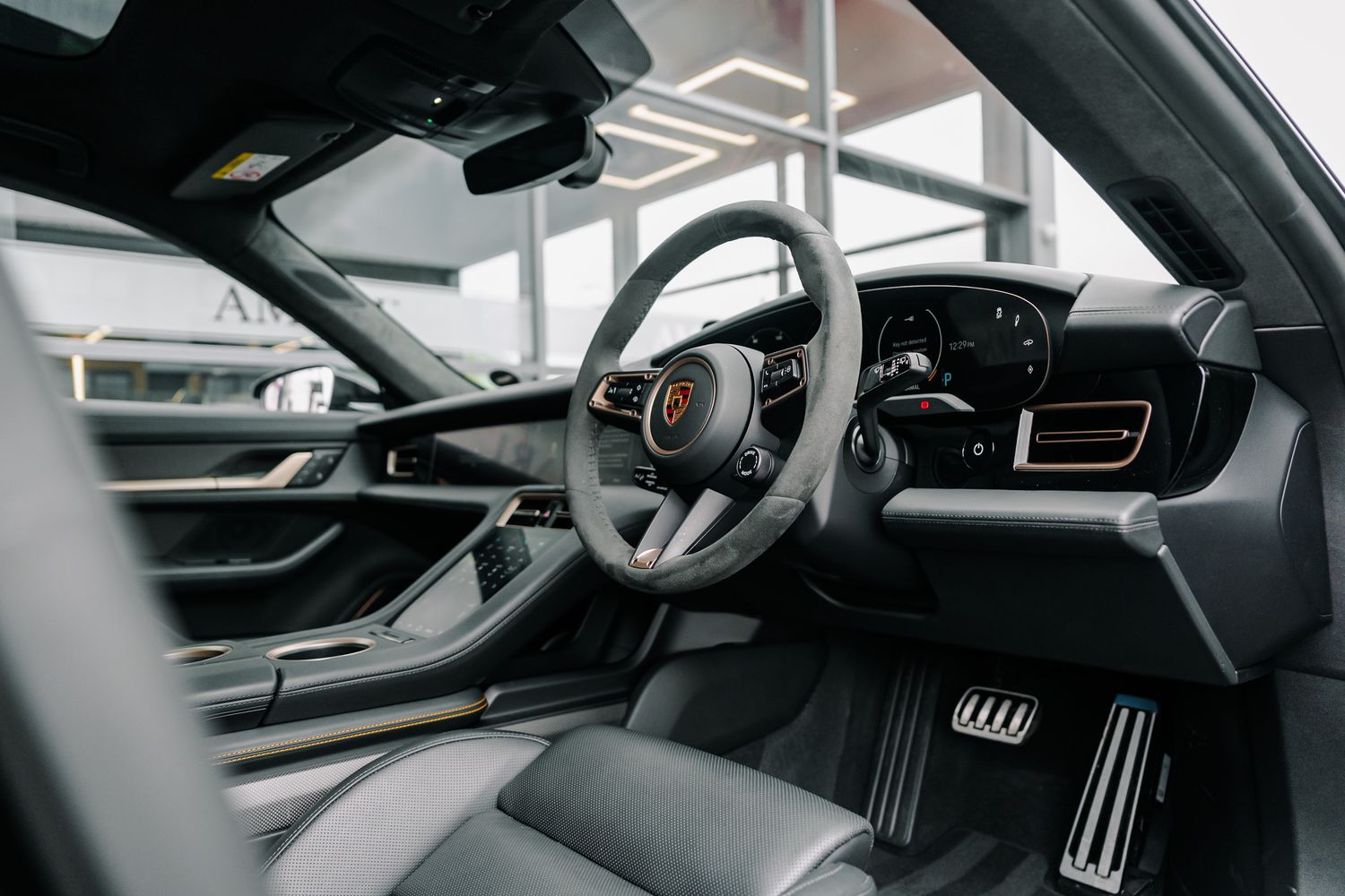 Porsche Taycan Turbo S Cross Turismo Performance Plus 93.4kWh