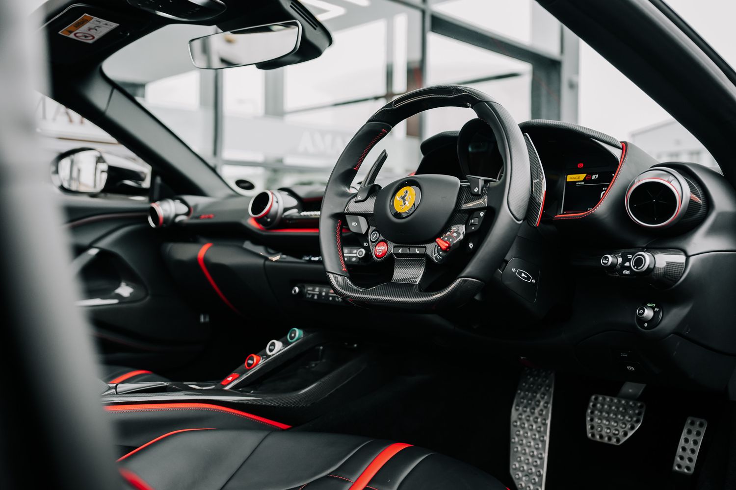 Ferrari 812 GTS
