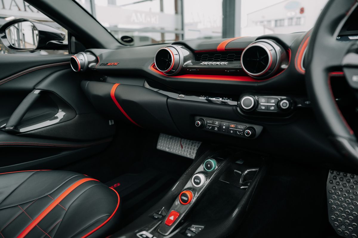 Ferrari 812 GTS