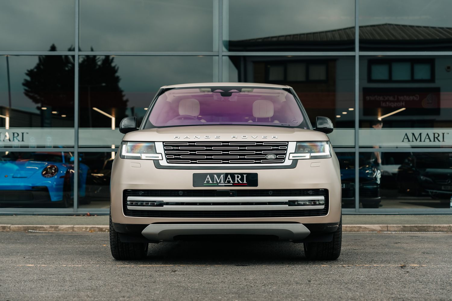 Land Rover Range Rover First Edition Autobiography D MHEV Auto