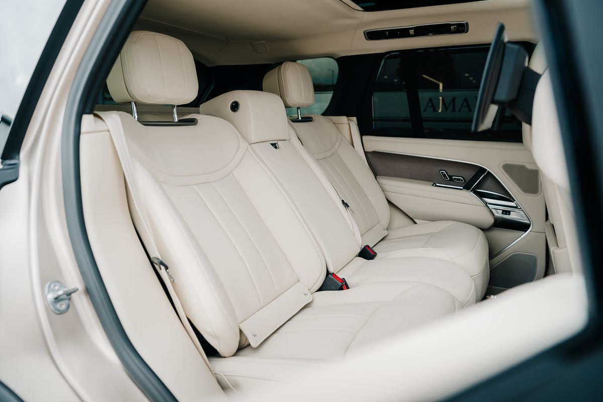 Land Rover Range Rover First Edition Autobiography D MHEV Auto