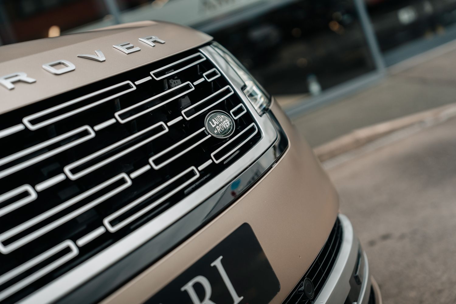 Land Rover Range Rover First Edition Autobiography D MHEV Auto