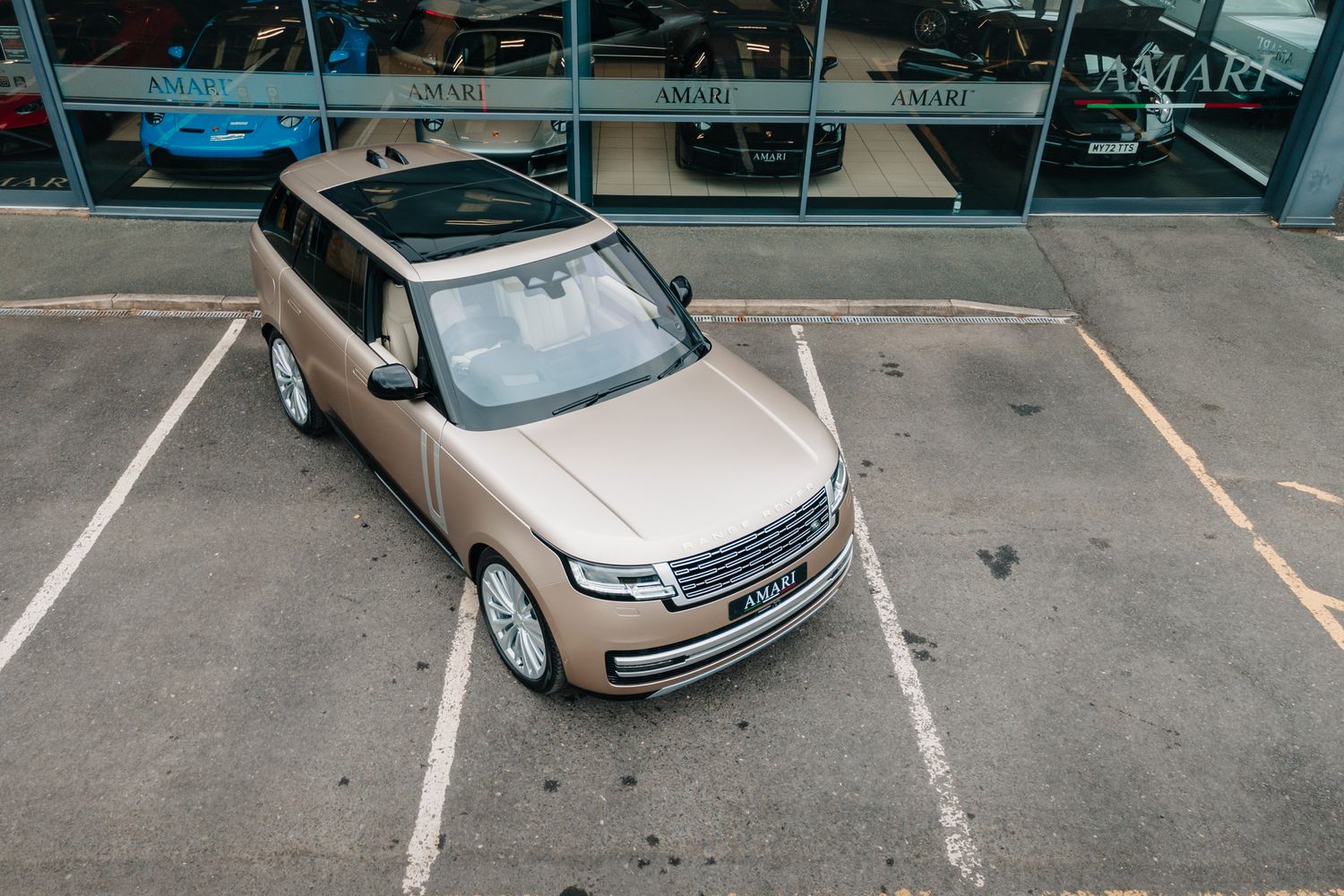 Land Rover Range Rover First Edition Autobiography D MHEV Auto