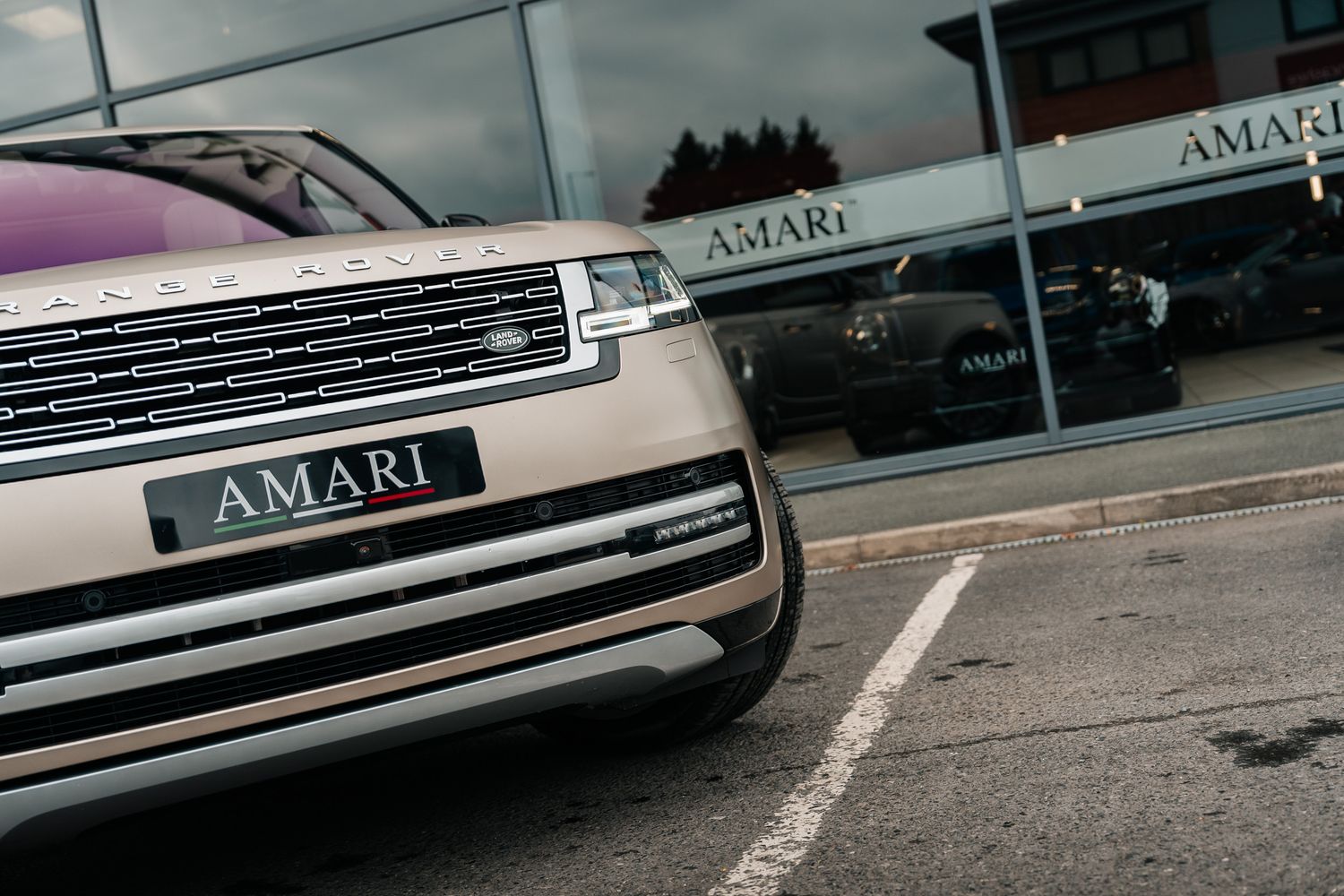 Land Rover Range Rover First Edition Autobiography D MHEV Auto