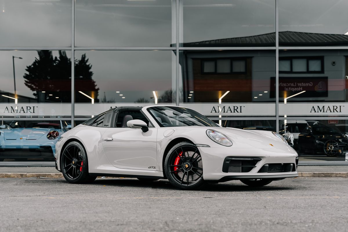 Porsche 911 992 Targa 4 GTS