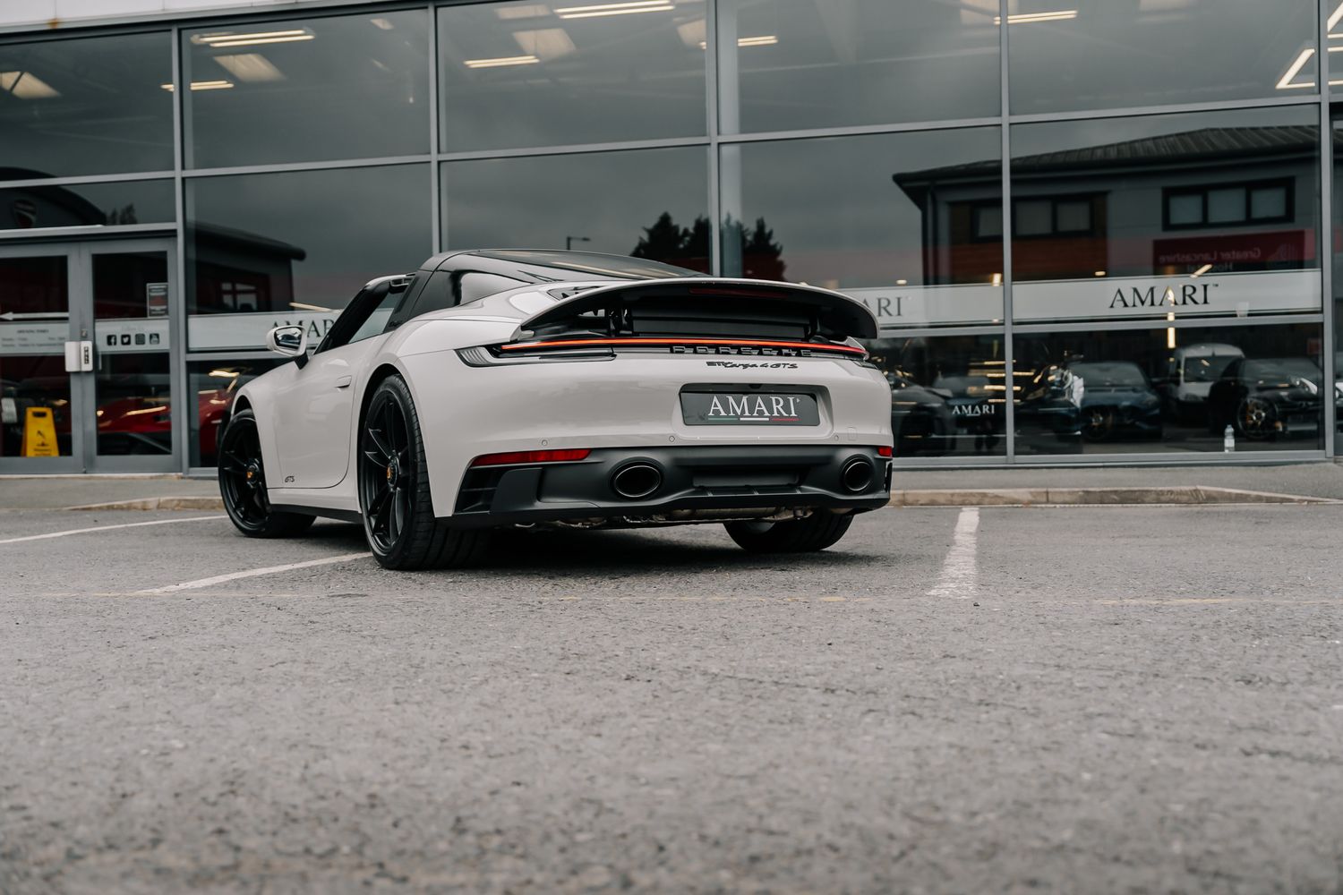 Porsche 911 992 Targa 4 GTS
