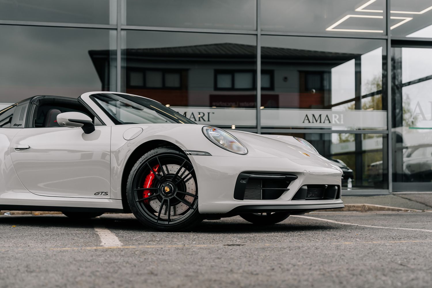Porsche 911 992 Targa 4 GTS
