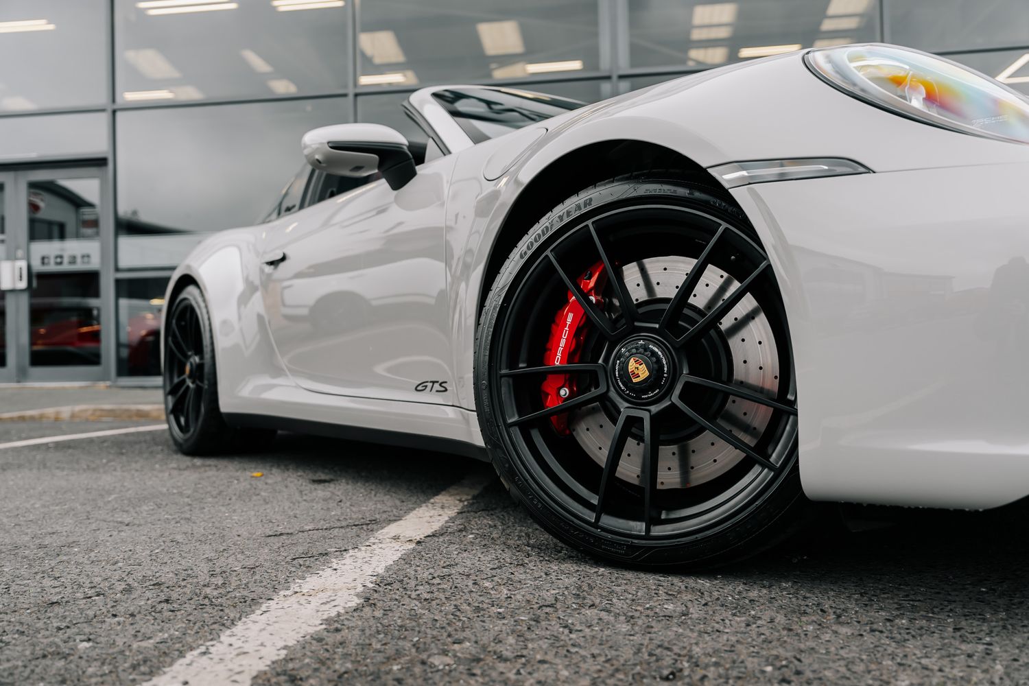 Porsche 911 992 Targa 4 GTS