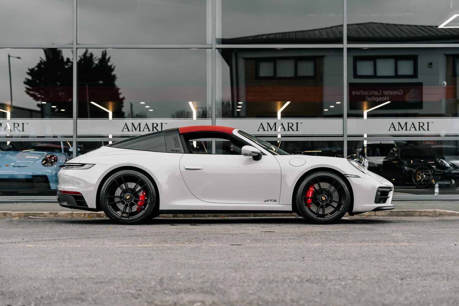 Porsche 911 992 Targa 4 GTS