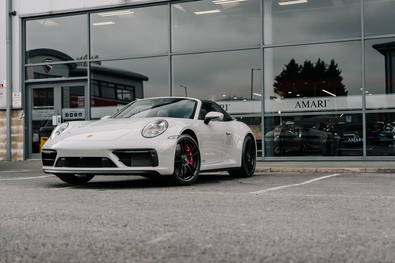 Porsche 911 992 Targa 4 GTS