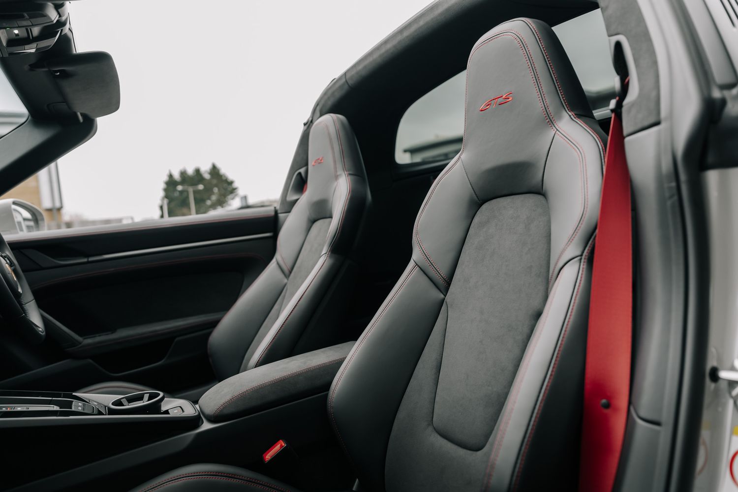 Porsche 911 992 Targa 4 GTS