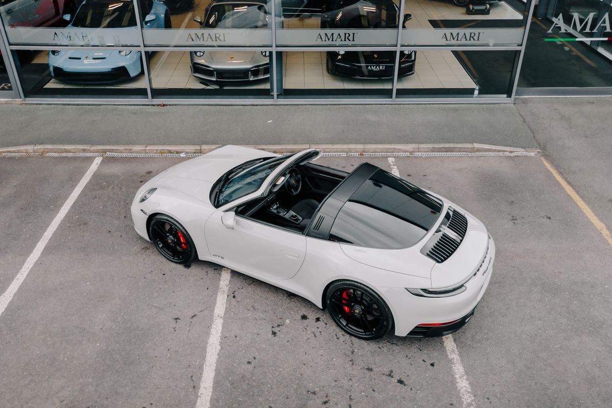 Porsche 911 992 Targa 4 GTS