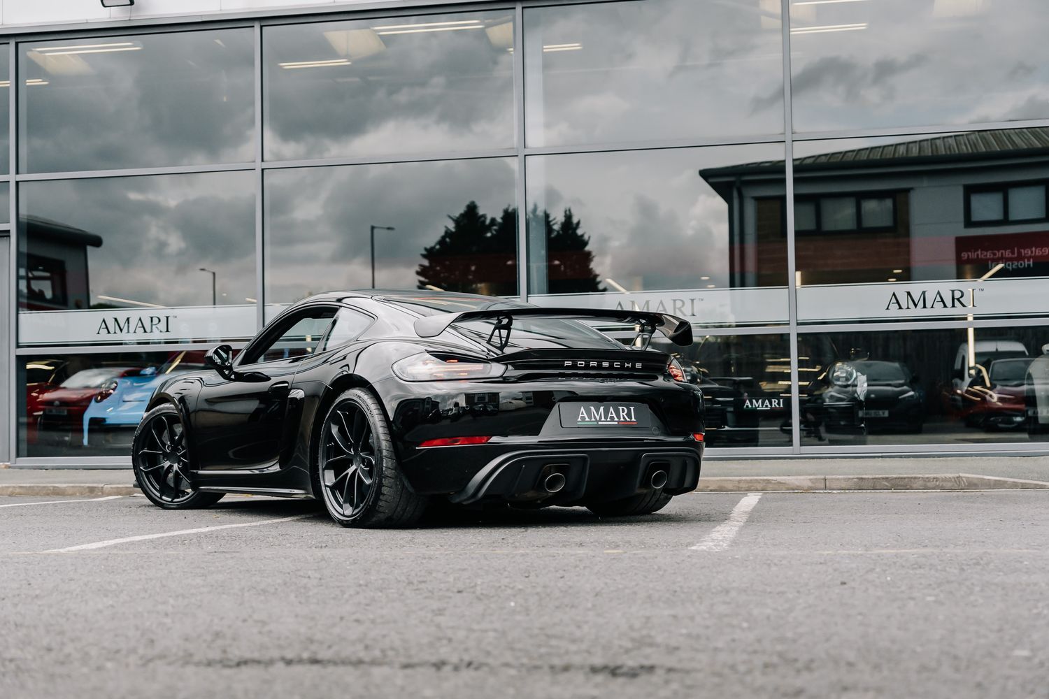 Porsche 718 Cayman GT4