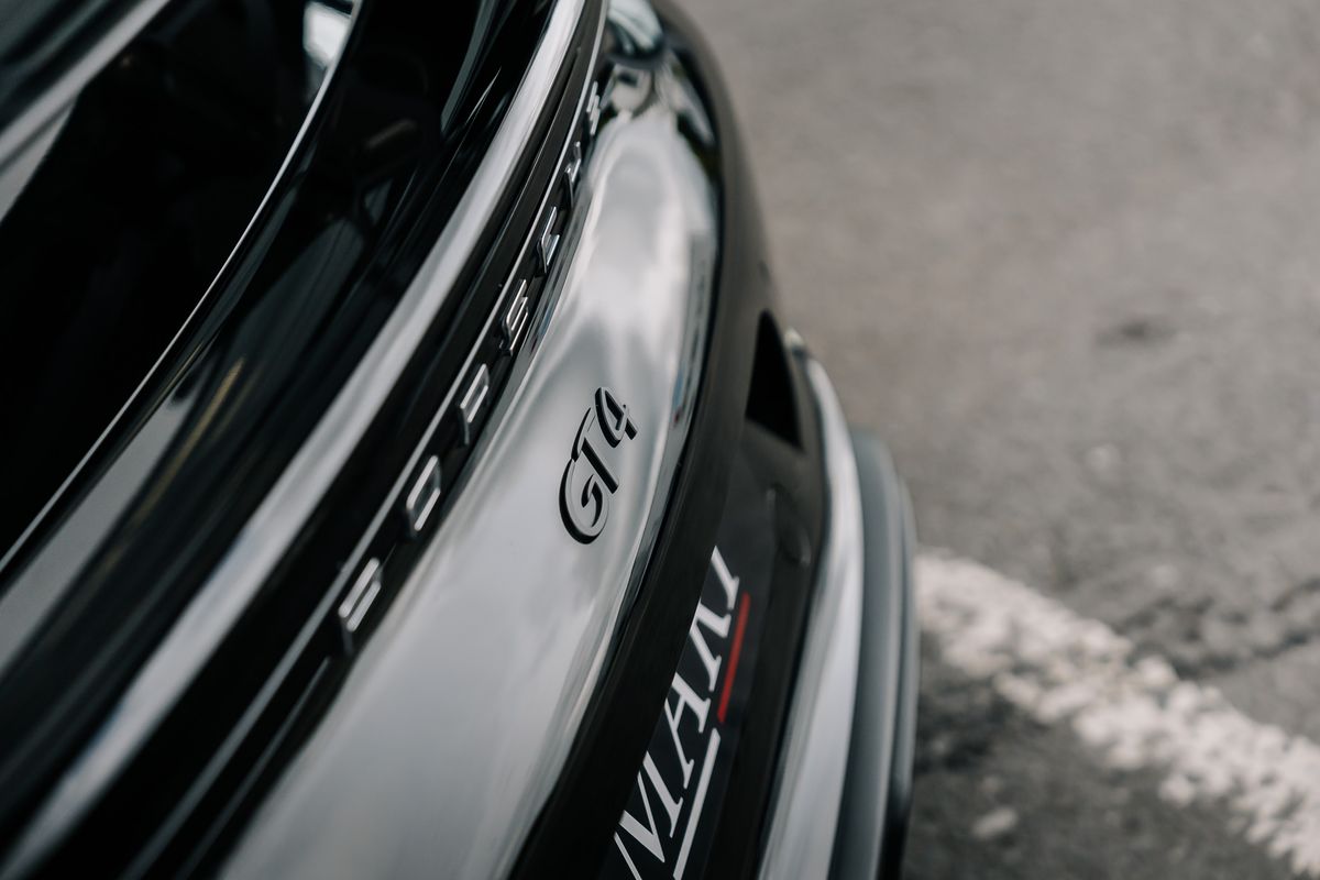 Porsche 718 Cayman GT4