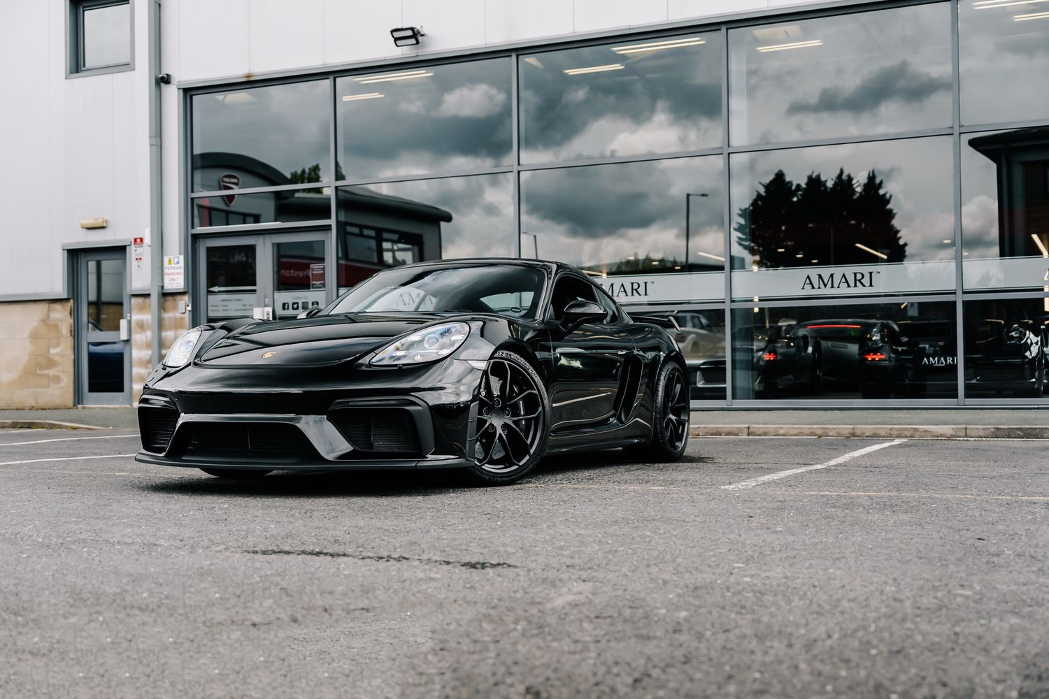 Porsche 718 Cayman GT4
