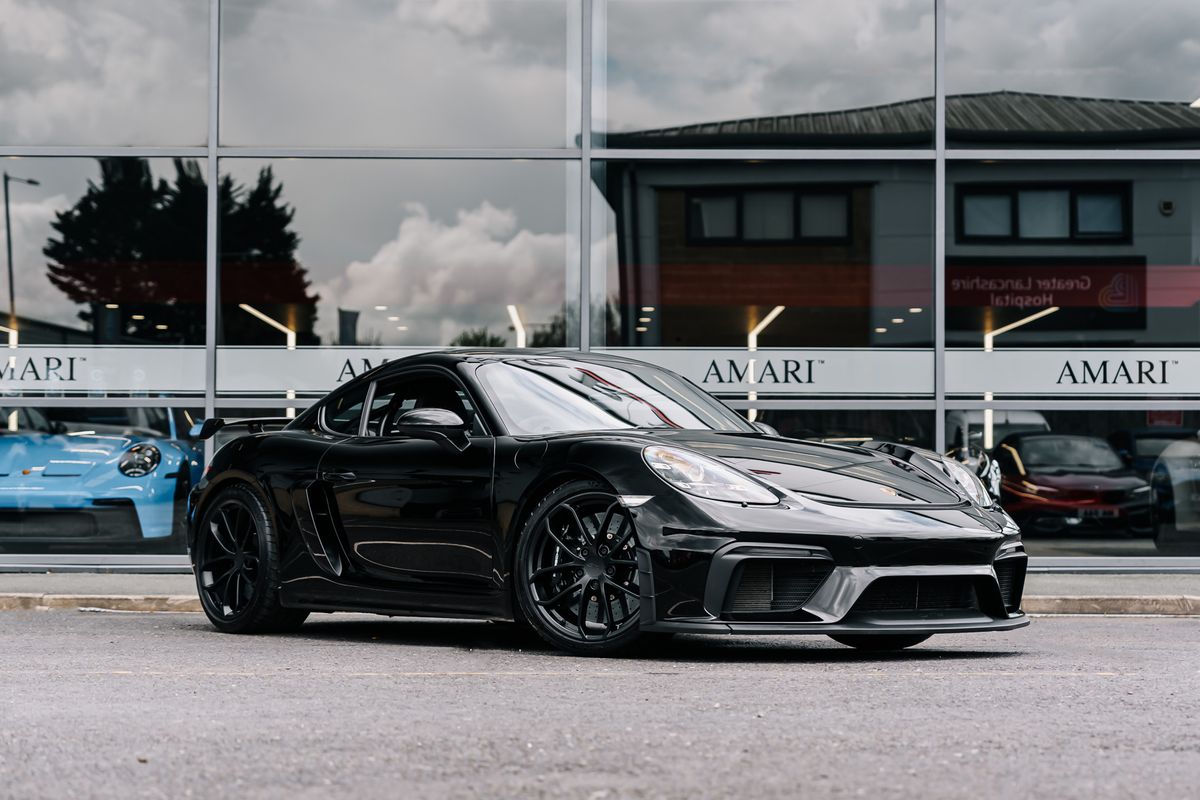 Porsche 718 Cayman GT4