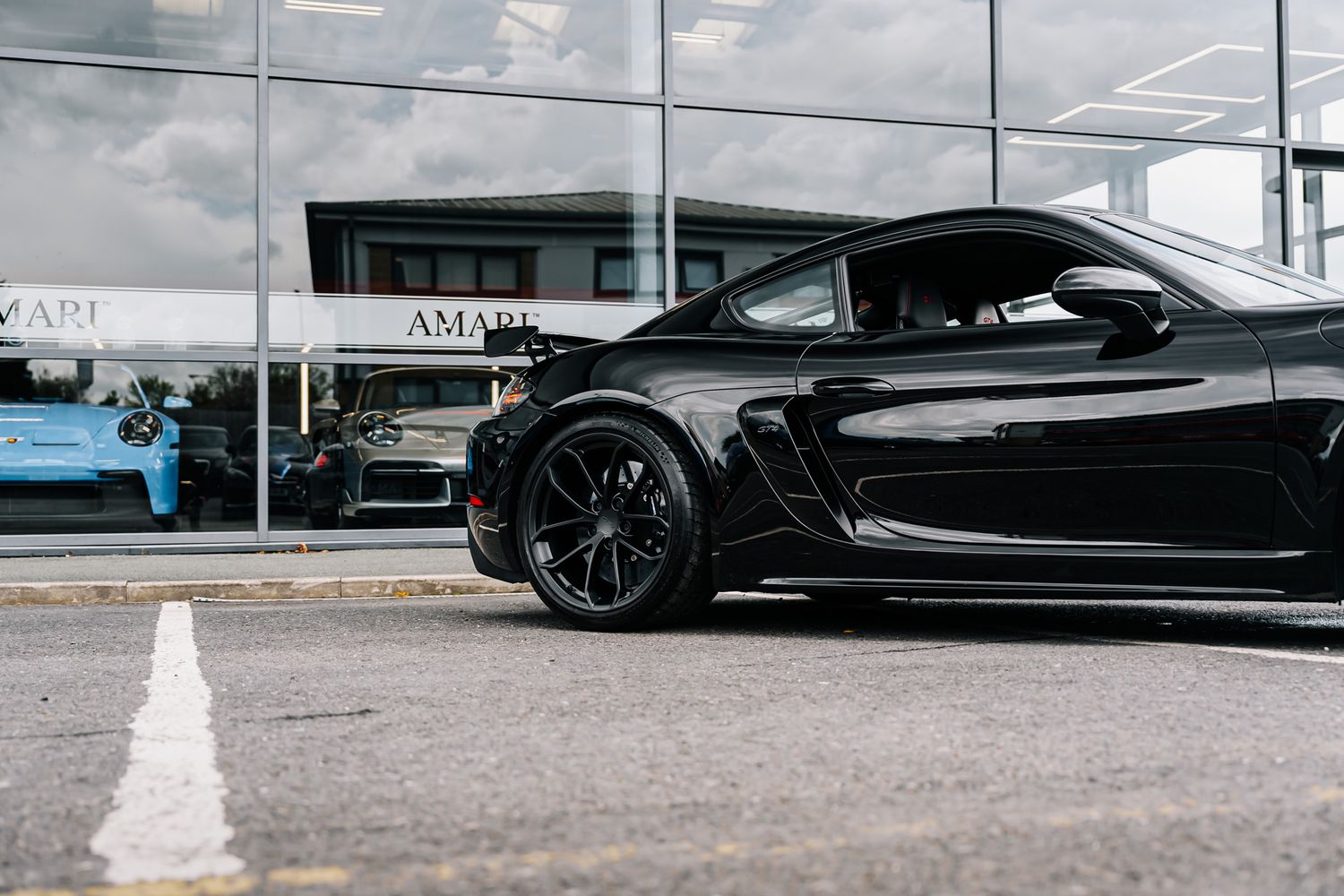 Porsche 718 Cayman GT4