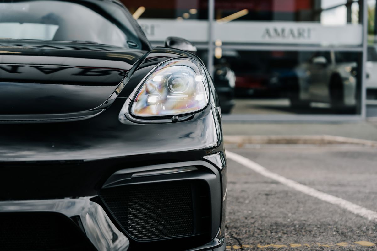 Porsche 718 Cayman GT4