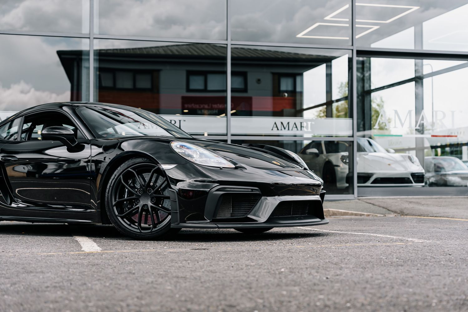 Porsche 718 Cayman GT4