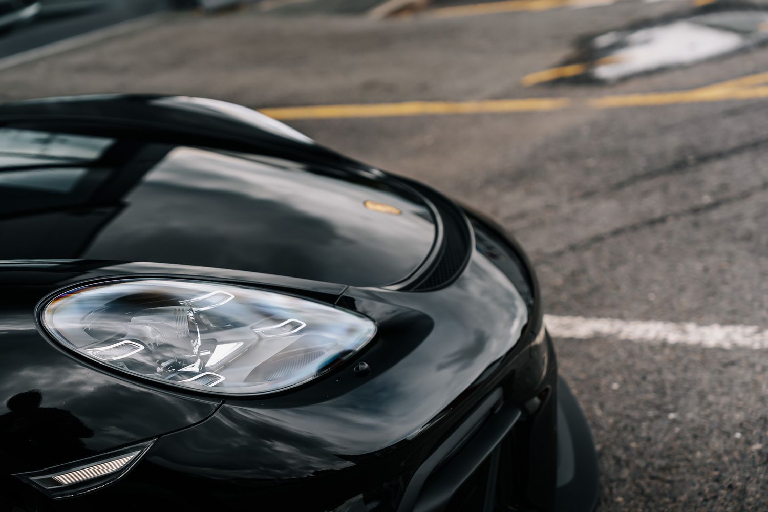 Porsche 718 Cayman GT4